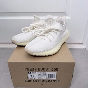 Yeezy Boost 350 V2 Men’sCream White Sneakers